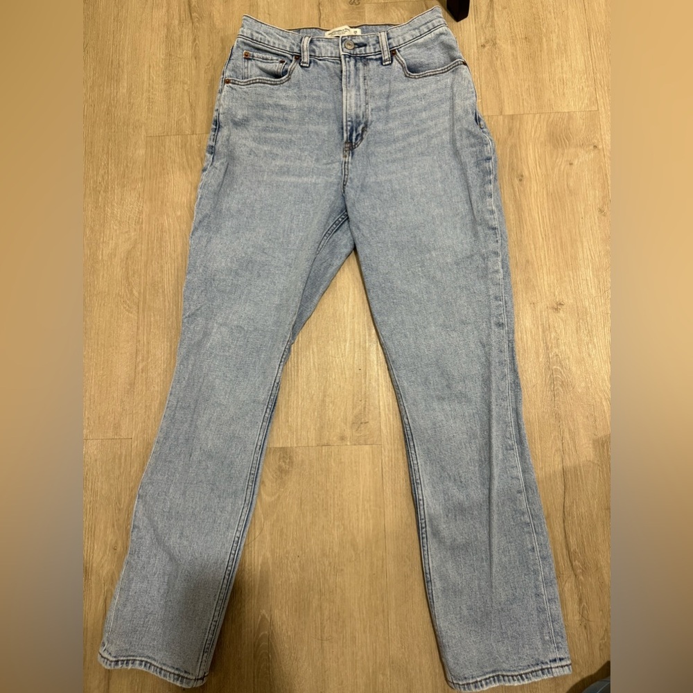 Abercrombie Curve Love 90’s Style Jeans